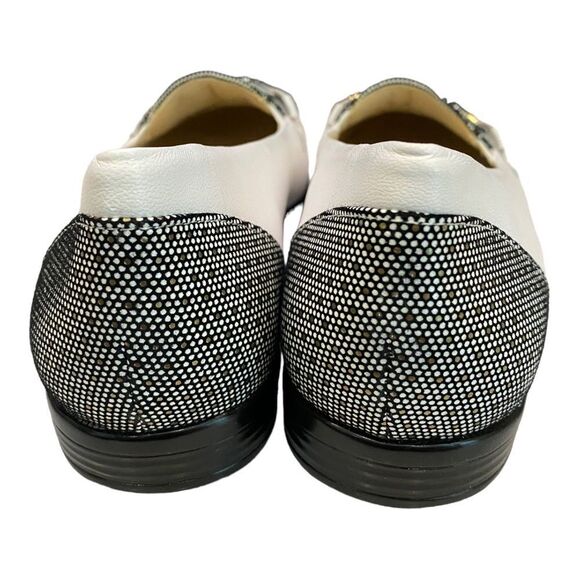 NEW Trotters Women's Anastasia White Foil Dots Leather Loafers Flats 6 6N - Picture 5 of 6